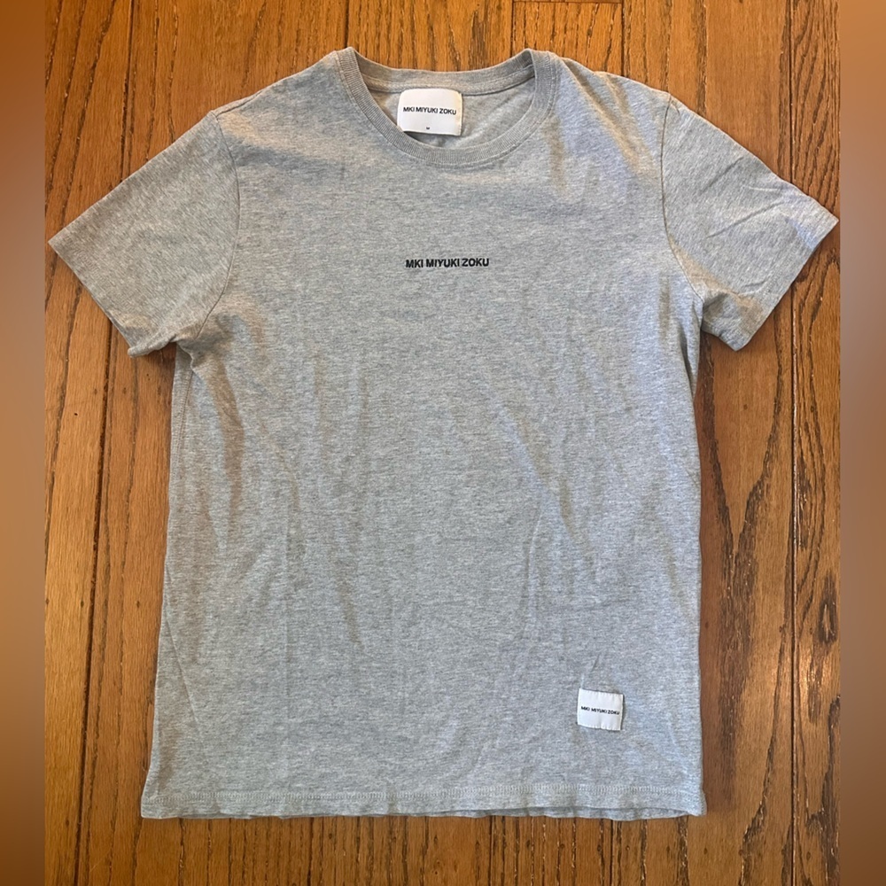 MKI Miyuki Zoku Designs T-Shirt Gray EUC Size M